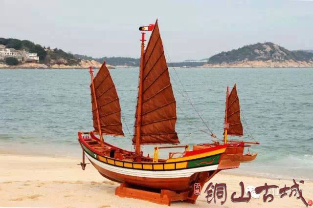 吴添才制造的船模将送漳州市博物馆陈列(图3)
